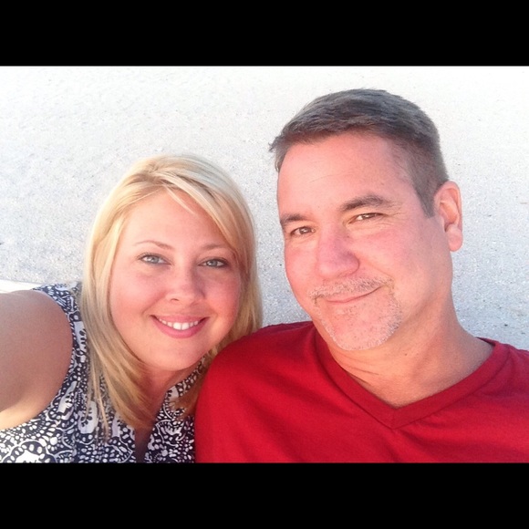 Meet your Posher, Jennifer - Picture 1 of 1